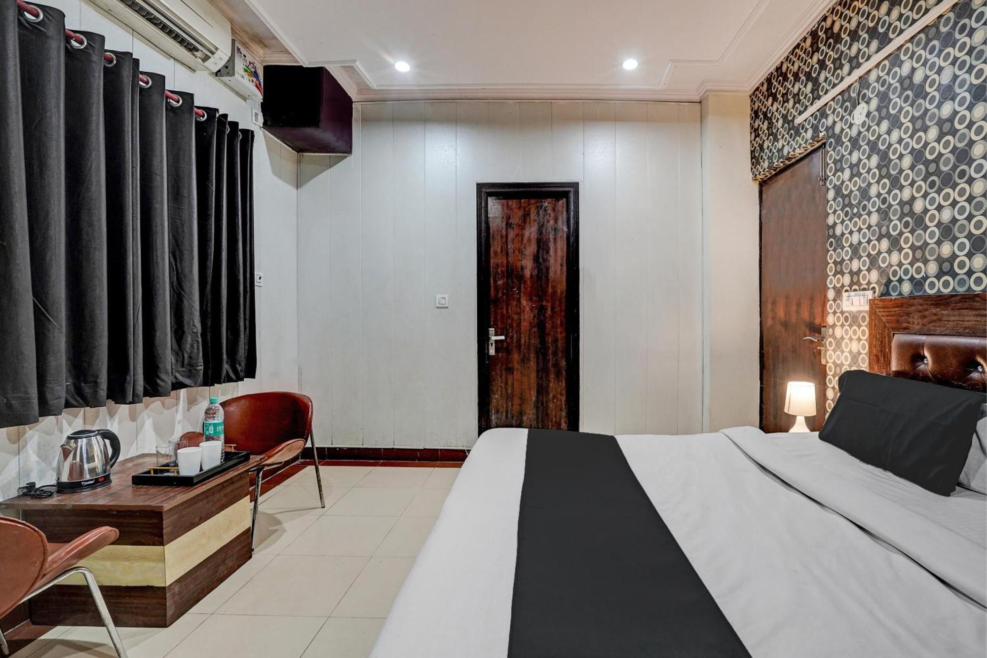 Super Hotel O Bg Hotel Faridábád Kültér fotó